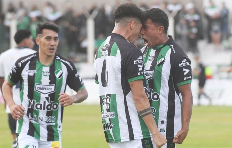 Villa Mitre derrotó a Guillermo Brown en su regreso al Fortín