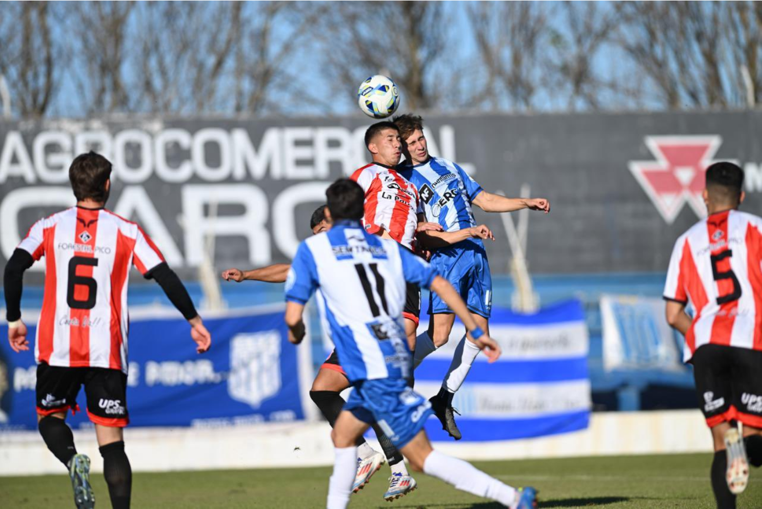 Triunfazo en Monte Maíz: Costa Brava superó a Argentino y es puntero