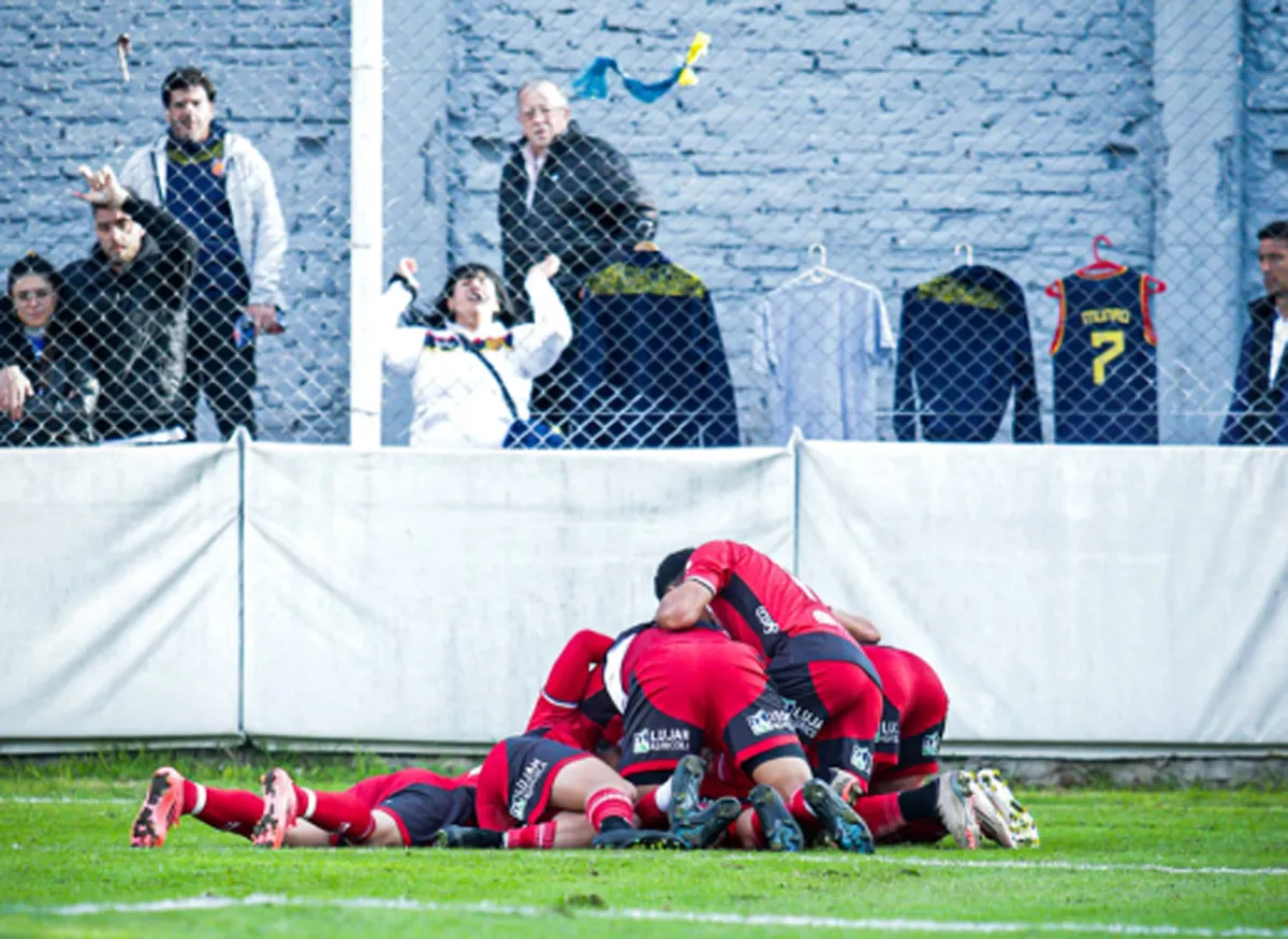 Sobre el final, Maipú se llevó tres puntos de oro ante Colegiales