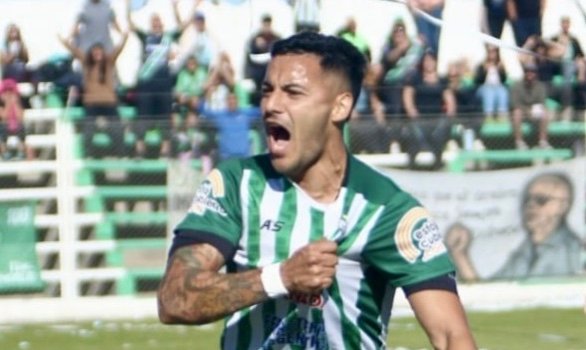 El posible retorno de un goleador al Federal A: ¿Vuelve Ricardo Dichiara?
