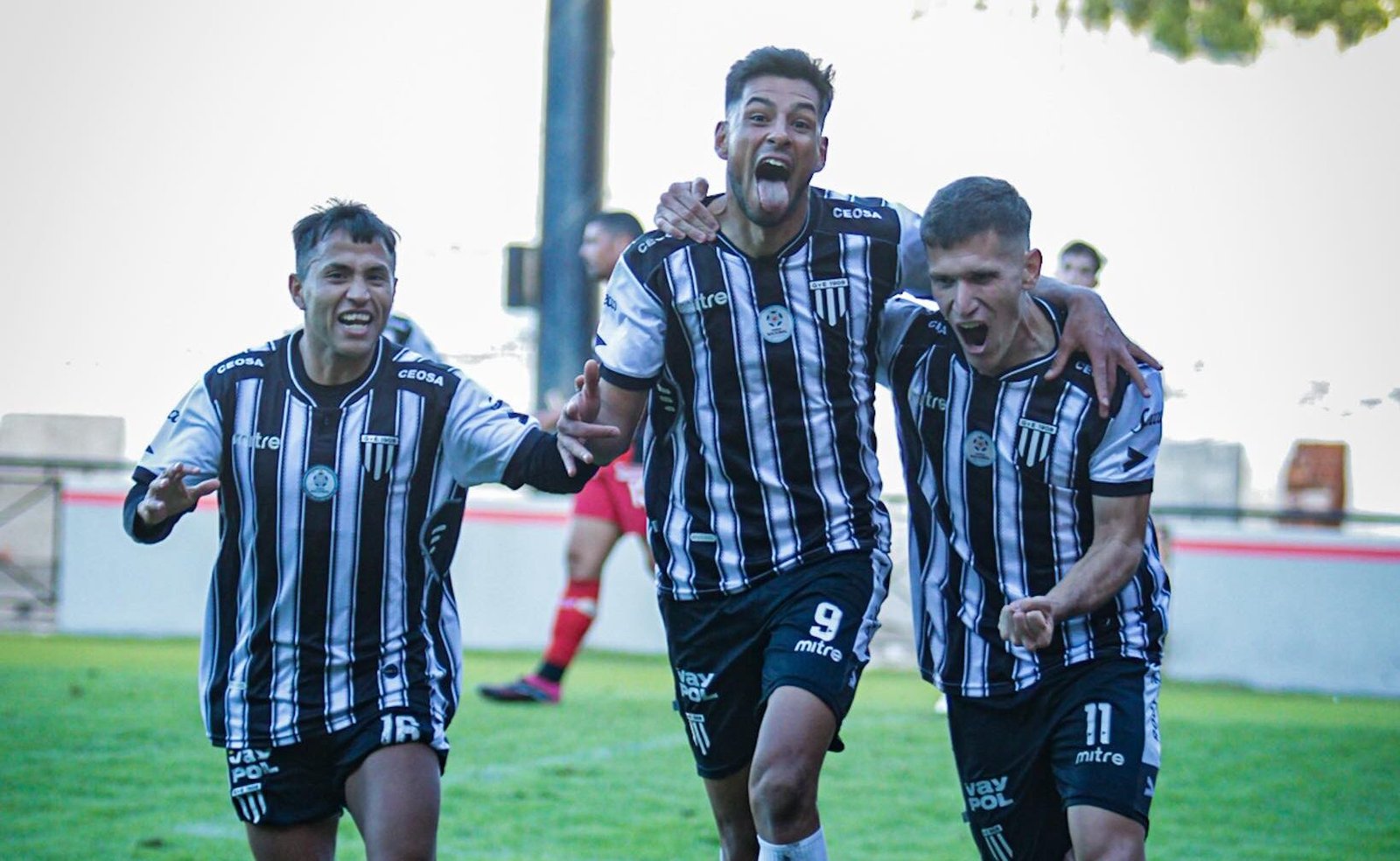 Lobo al acecho de la cima: Gimnasia de Mendoza derrotó a Defensores de Belgrano a domicilio
