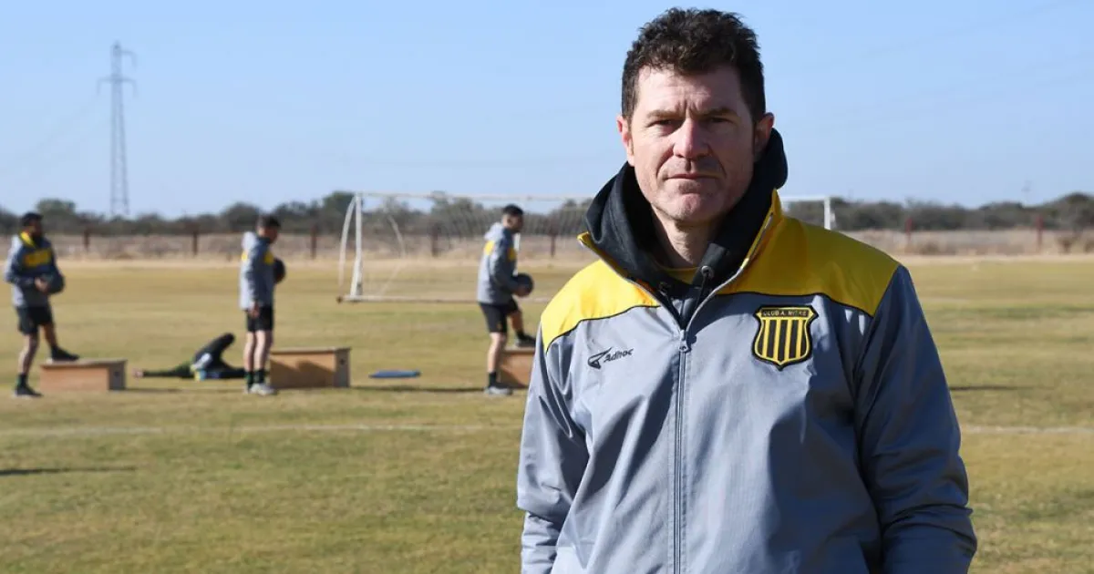 Mitre se queda sin entrenador: Gabriel Schürrer renunció