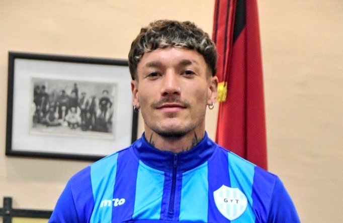 Gimnasia y Tiro cerró la llegada de Renzo Reynaga