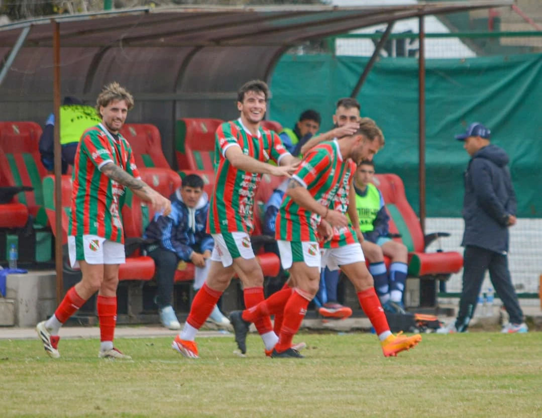 Triunfazo de Sportivo Las Parejas: le ganó a Gimnasia (CdU) y entró en zona de clasificación