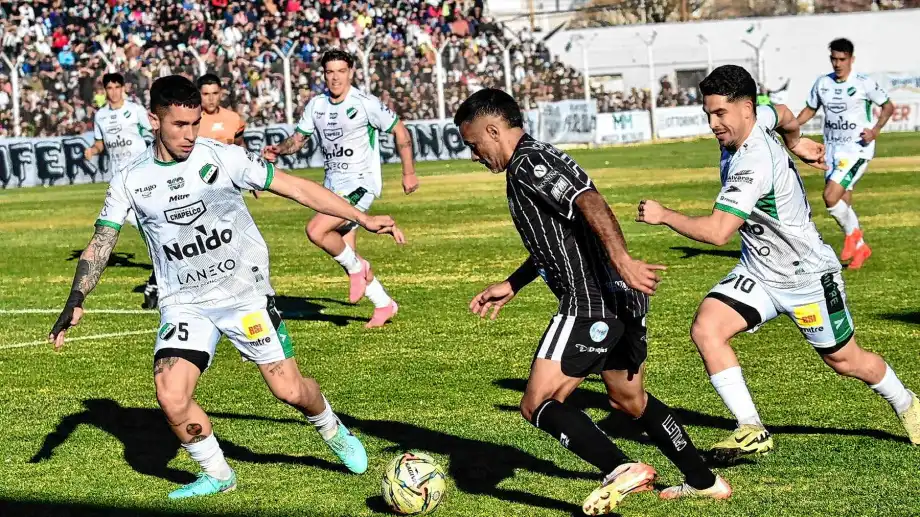 Cipo y Villa Mitre igualaron en La Visera