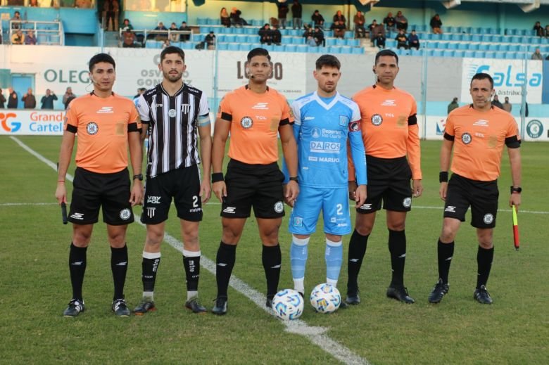 Estudiantes y Gimnasia de Mendoza igualaron en 1 en Río Cuarto