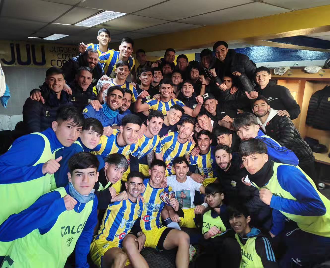 Juventud Unida se quedó con una victoria de oro sobre el final ante Huracán Las Heras en San Luis
