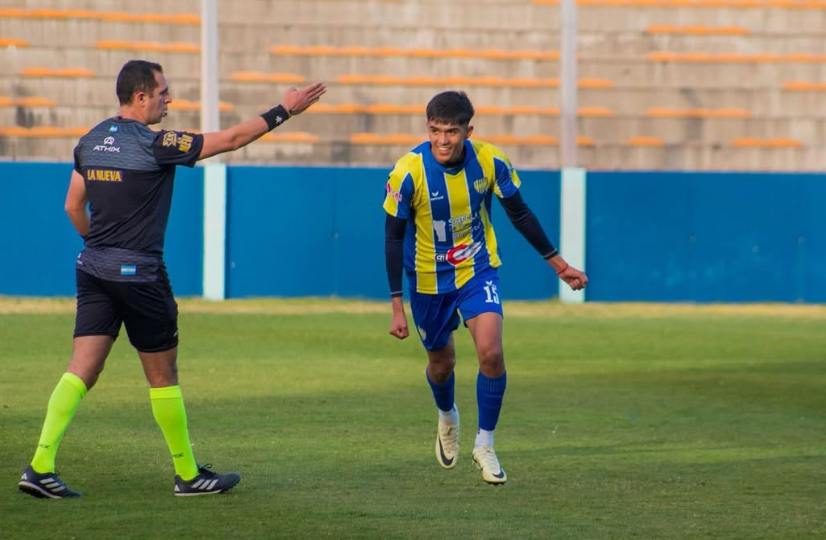 Un valor del Juve Puntano a Primera: Facundo Noguera continuará su carrera en Defensa y Justicia
