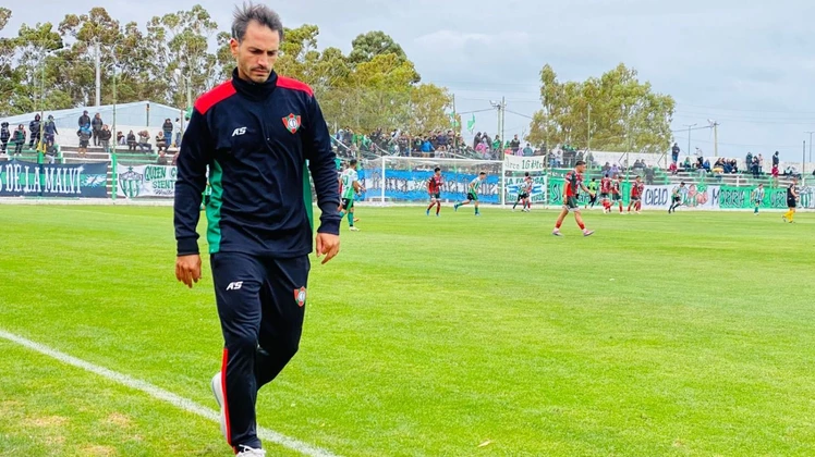 Lucas Baldino dejó de ser el DT de Círculo Deportivo