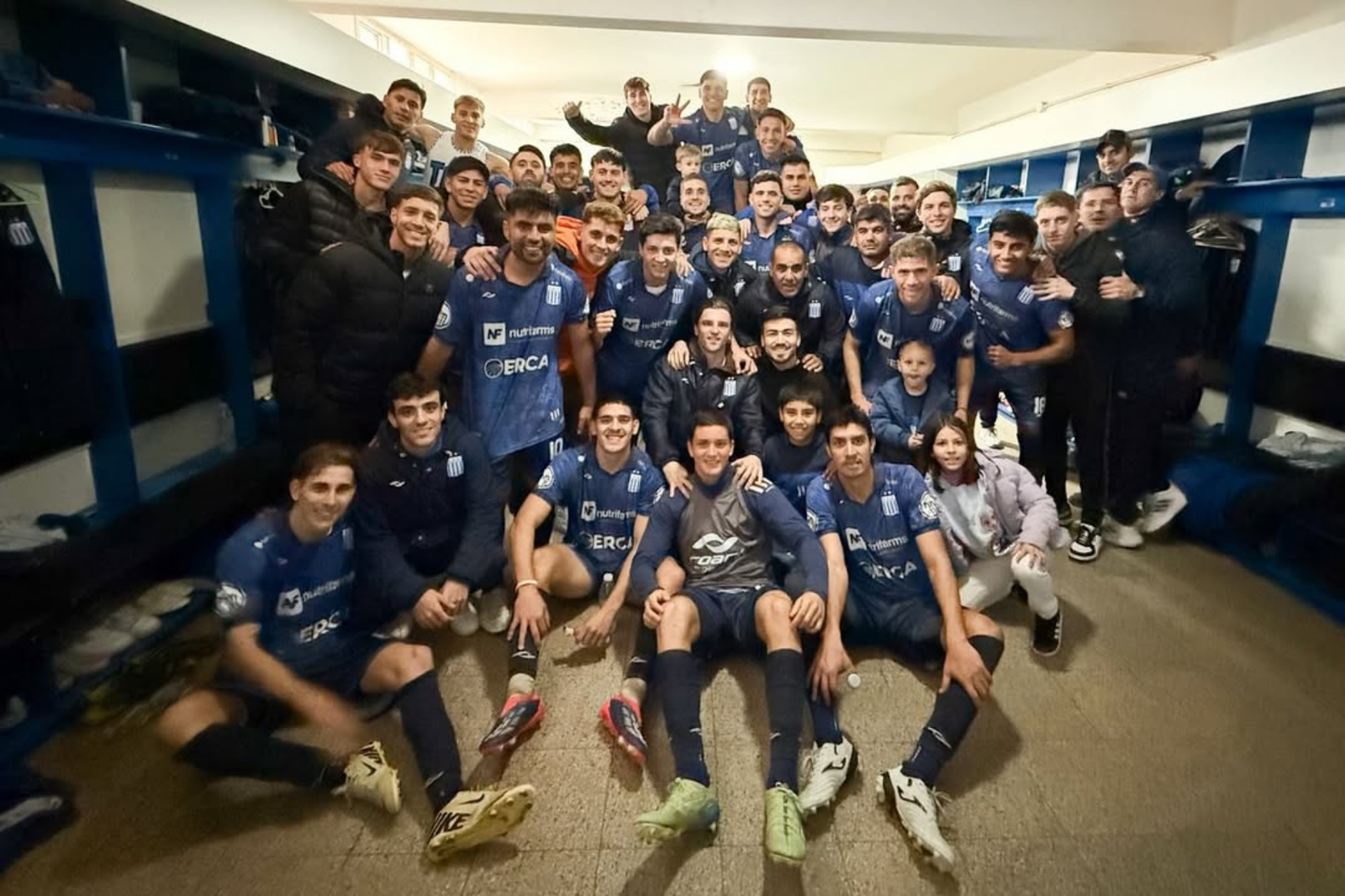 Festejo en Monte Maíz: Argentino superó a Huracán y clasificó