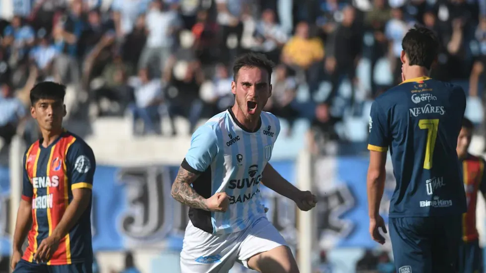 Racing de Córdoba volvió a ganar de local ante Colegiales y se ilusiona con clasificar al Reducido