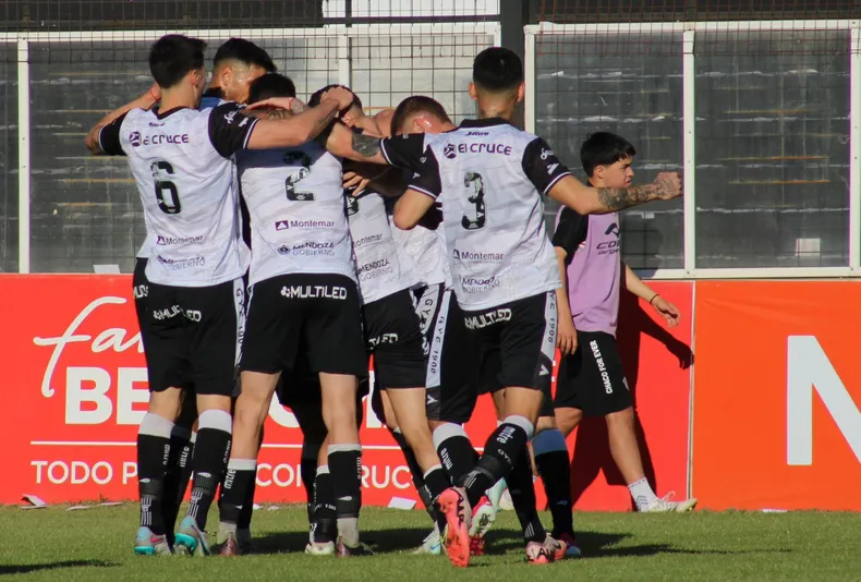 Gimnasia de Mendoza venció a Chaco For Ever y se afirmó en la cima como único líder de su zona