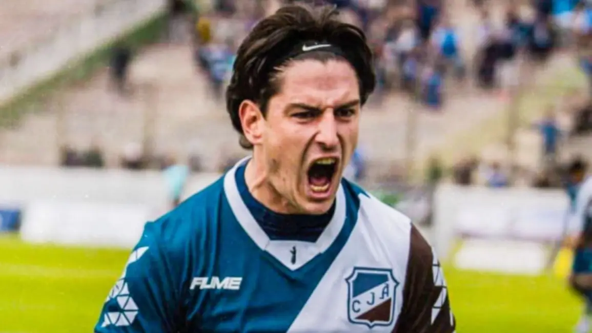 Antoniana dio el golpe y se quedó con el invicto de Rafaela