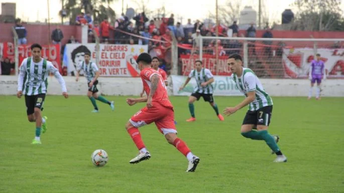 Empate agónico y clásico caliente en Chivilcoy: Gimnasia se lo empató a Indepenciente en el final