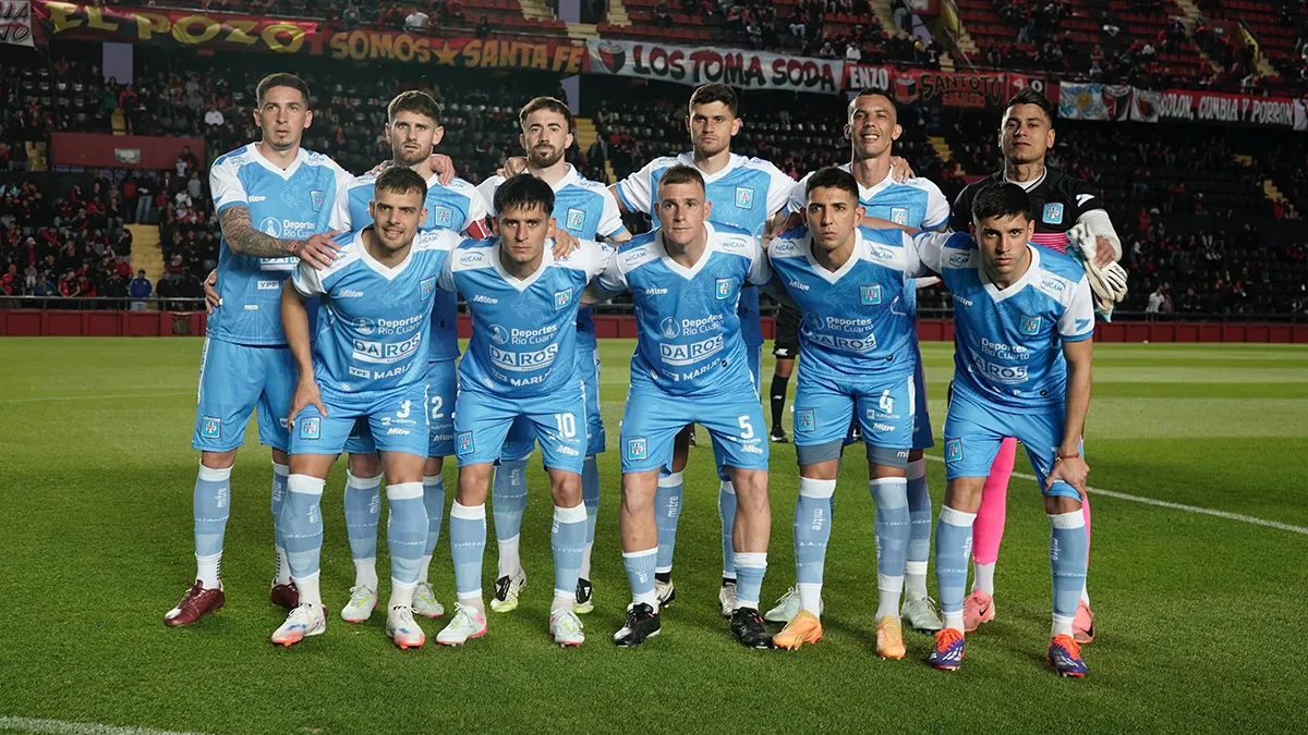 Estudiantes de Río Cuarto se aprovechó del pésimo momento de Colón, ganó en Santa Fe y quedó a tiro de la punta