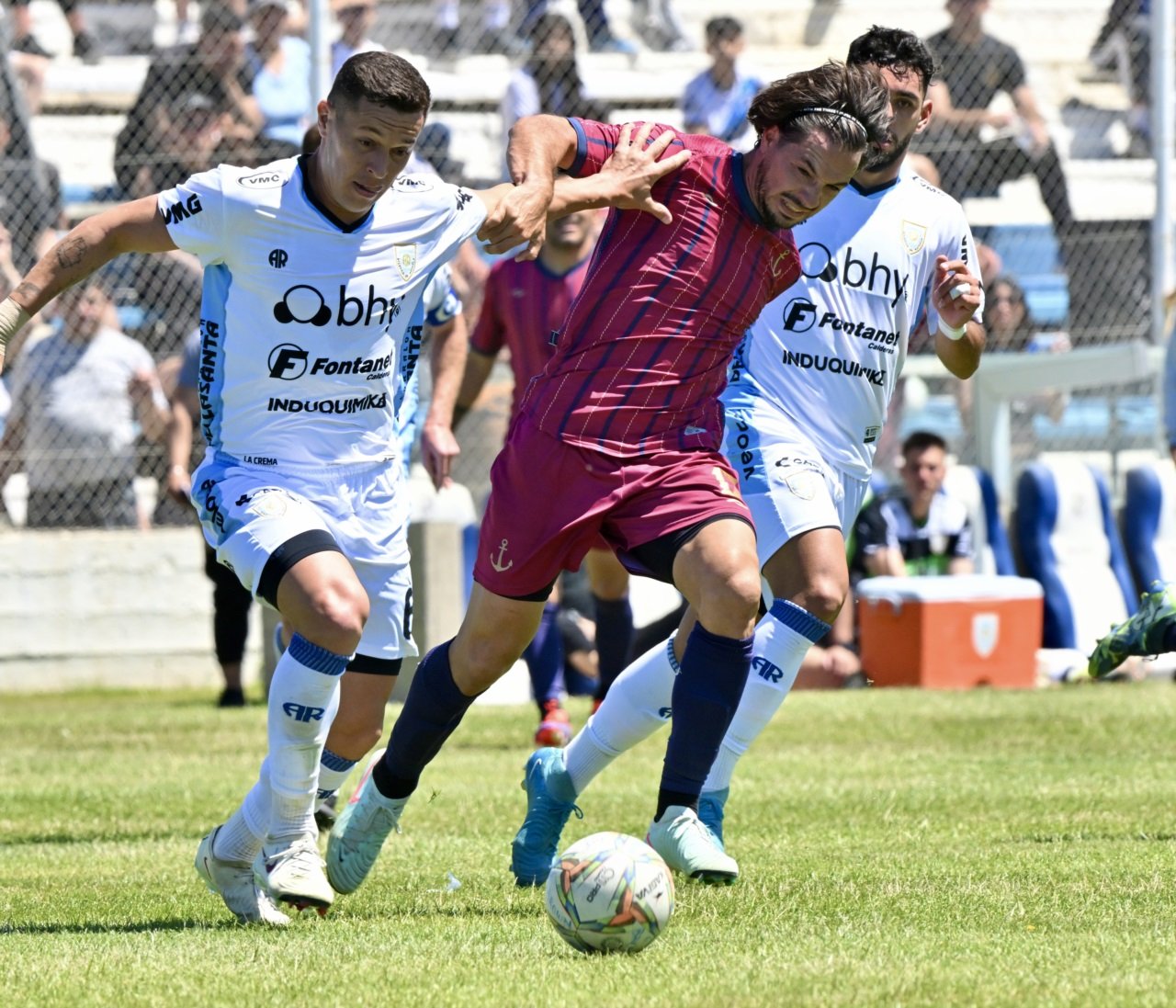 Triunfazo Crema en Puerto Madryn: Atlético Rafaela se impuso ante Brown en la ida con un arbitraje  caliente