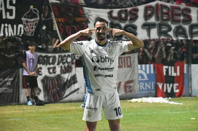 Ventaja Celeste: Atlético de Rafaela se impuso ante Douglas Haig en una noche caliente y polémica en Pergamino para soñar con otra final
