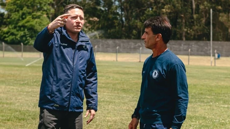 De Santiago a Mar del Plata: Pablo Martel es nuevo DT de Alvarado