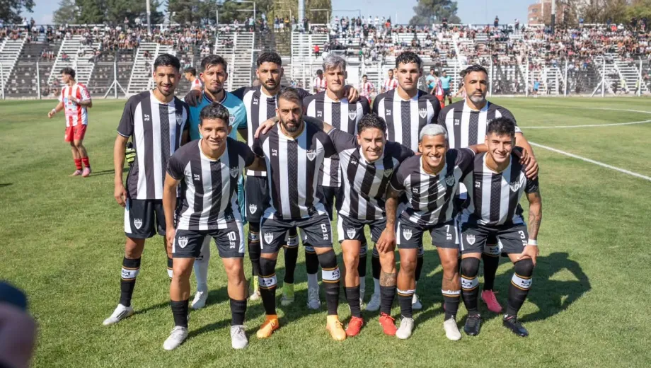 Goleada en La Visera: Cipolletti se lució ante San Martín de Mendoza
