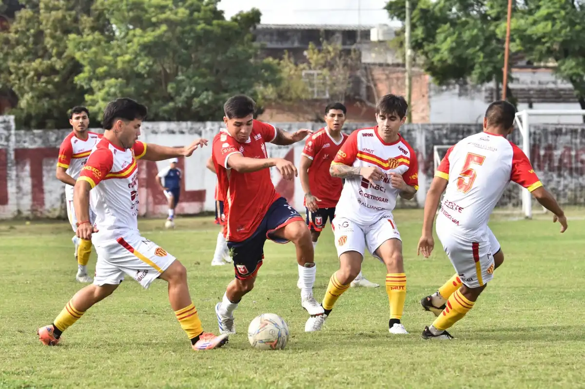 Empate agónico Aurirrojo: Sarmiento igualó sobre la hora en su visita a Tucumán Central