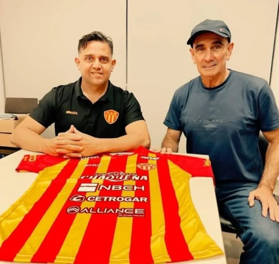 Vuelve al Decano: Raúl Valdez es el nuevo DT de Sarmiento